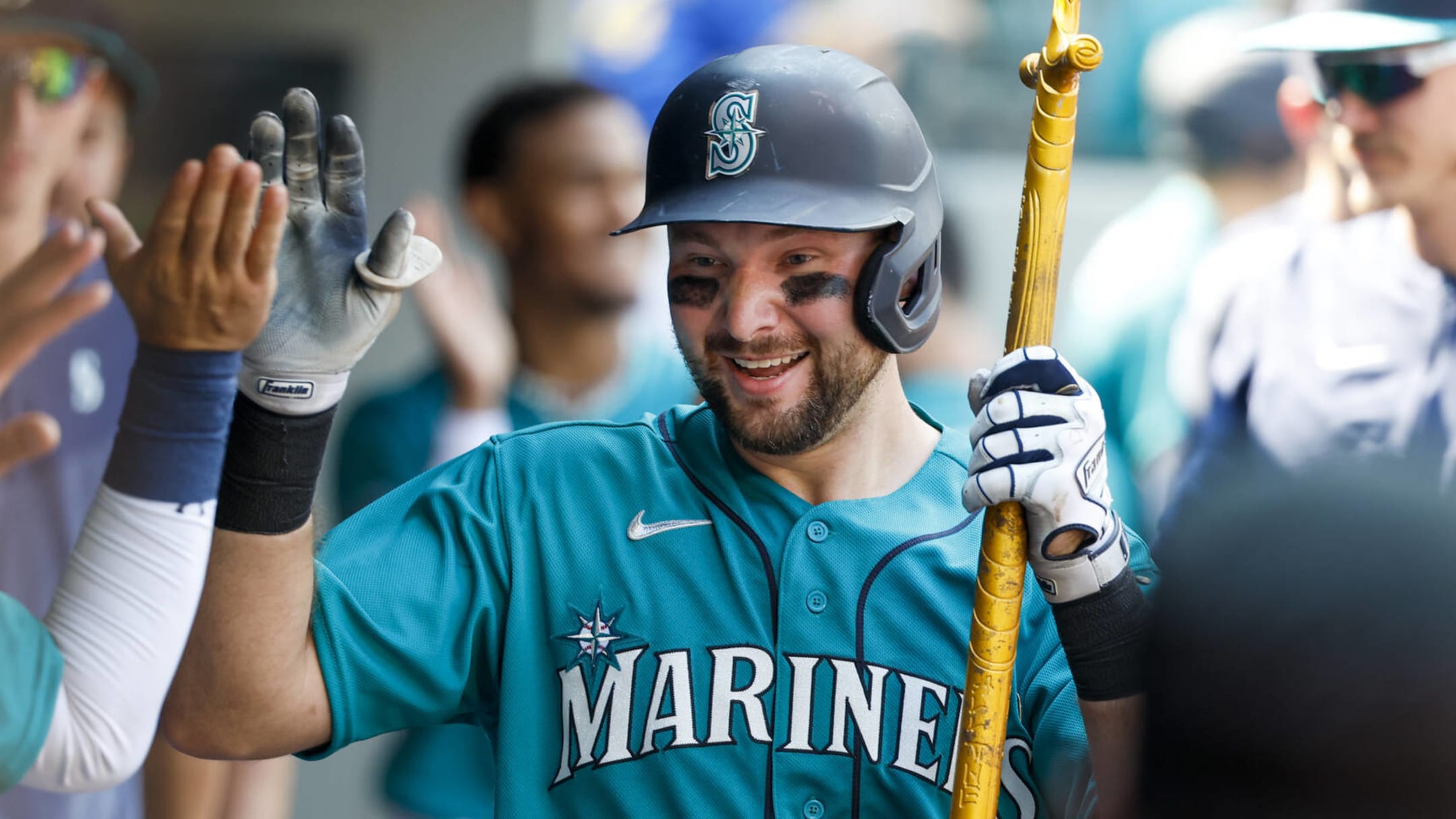 Mariners manager has high praise for Cal Raleigh