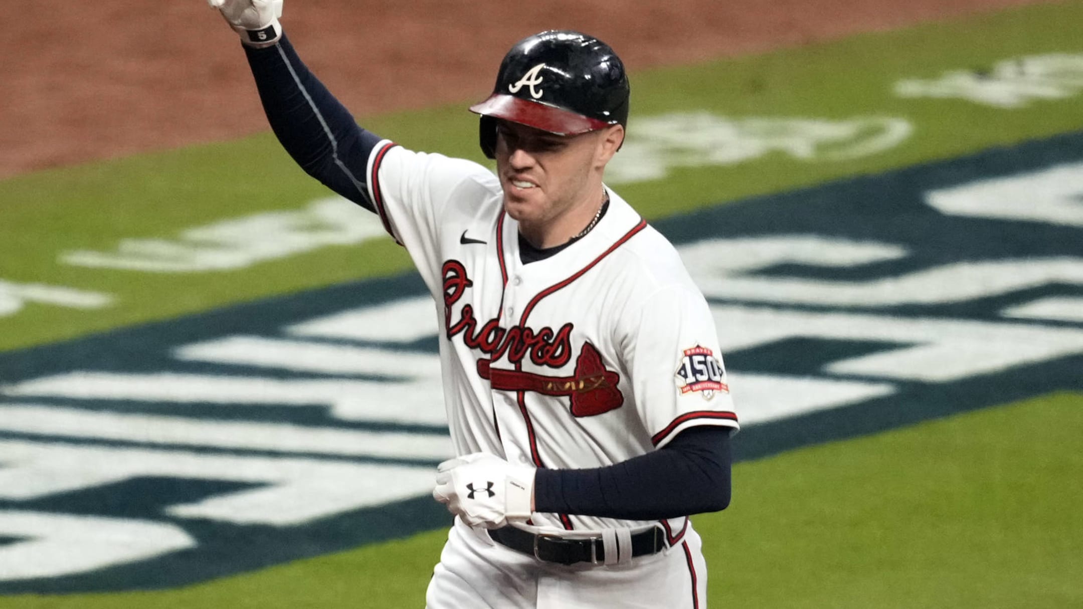 Freddie Freeman, Braves reportedly talking but no deal yet