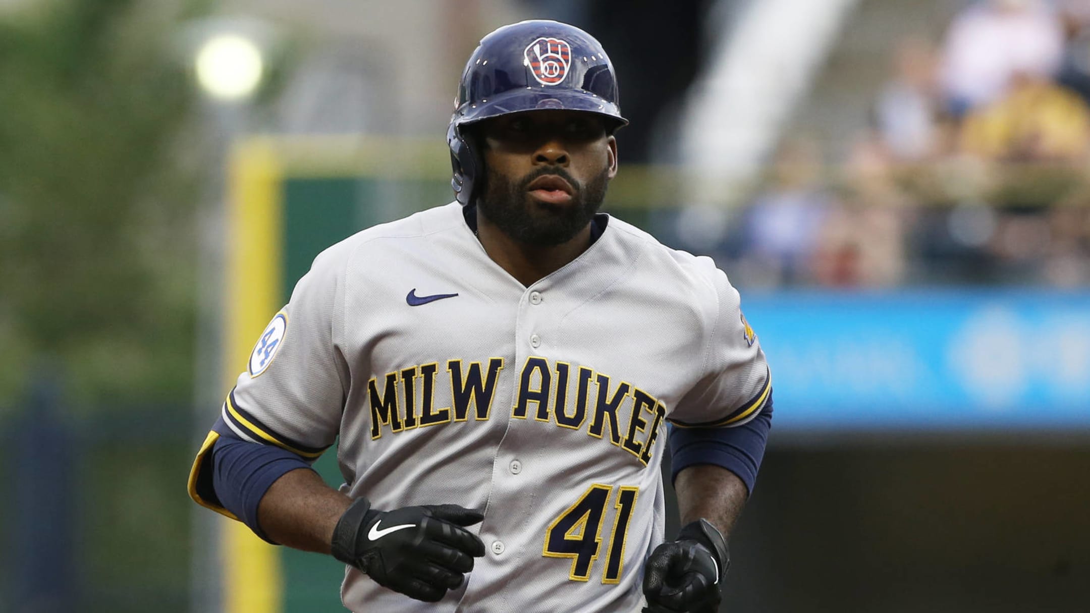 Red Sox Trade Hunter Renfroe To Brewers For Jackie Bradley Jr