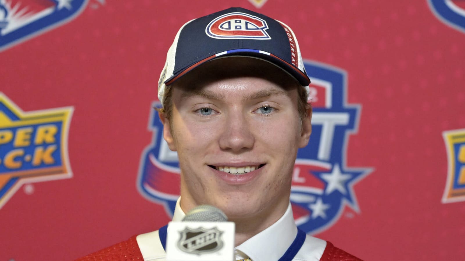 Canadiens sign second-round pick Owen Beck to entry-level contract
