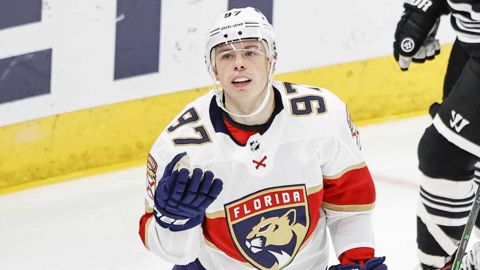Maple Leafs sign winger Nikita Gusev to professional tryout