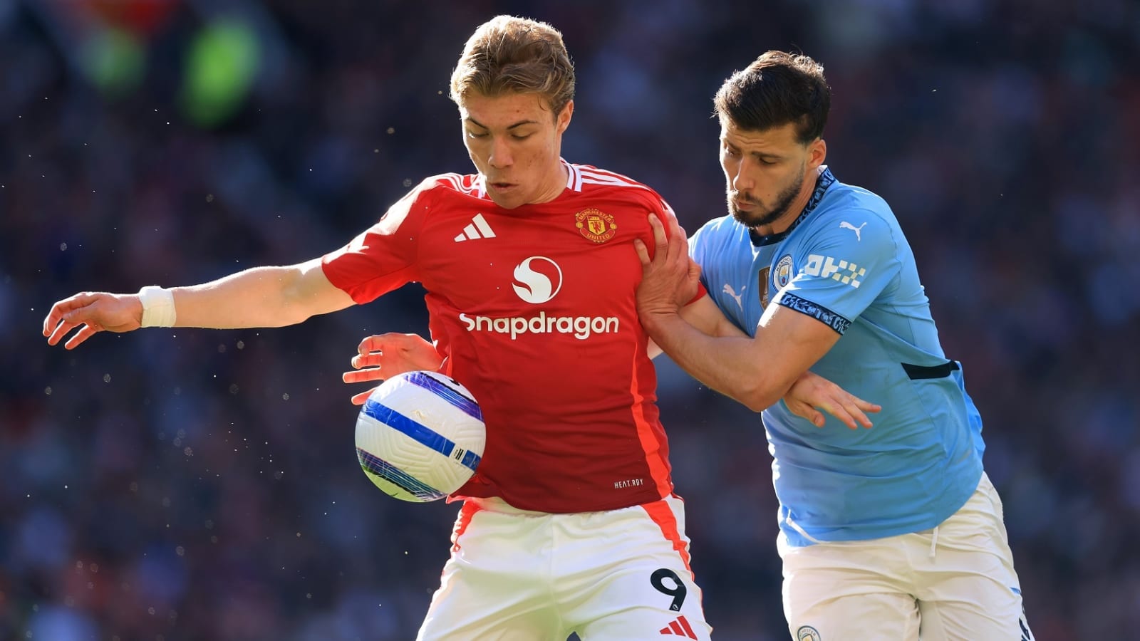 Gary Neville calls five Man United players ‘not good enough’; demands new signings
