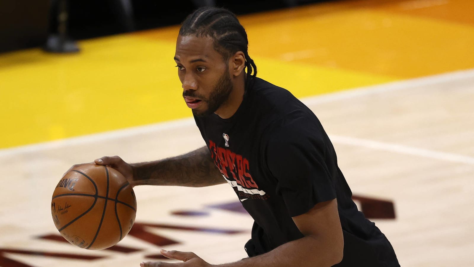 Kawhi Leonard reportedly out for WCF