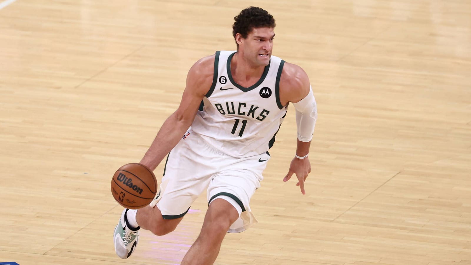 Bucks C Brook Lopez on future with team: 'Can't imagine being anywhere else'