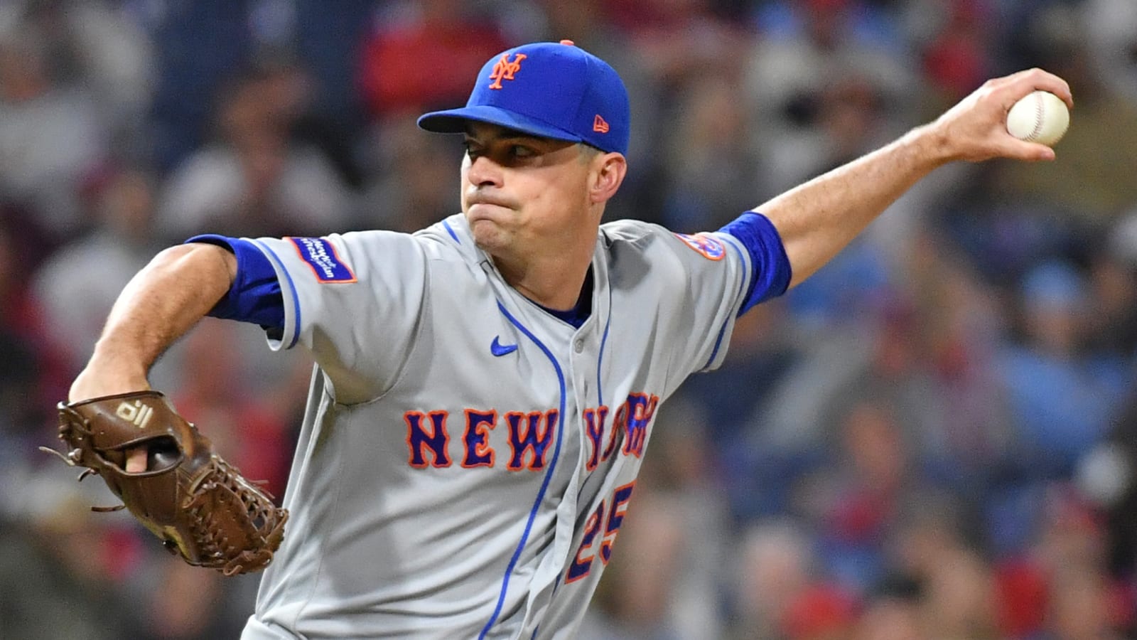 Cubs, Yankees among teams interested in Brooks Raley
