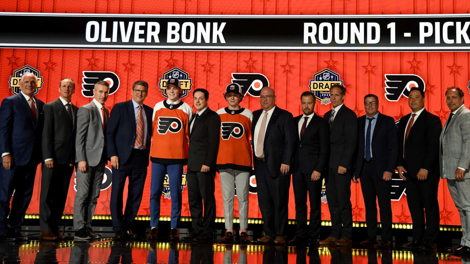 Philadelphia Flyers sign 2023 first-round pick Oliver Bonk to ELC