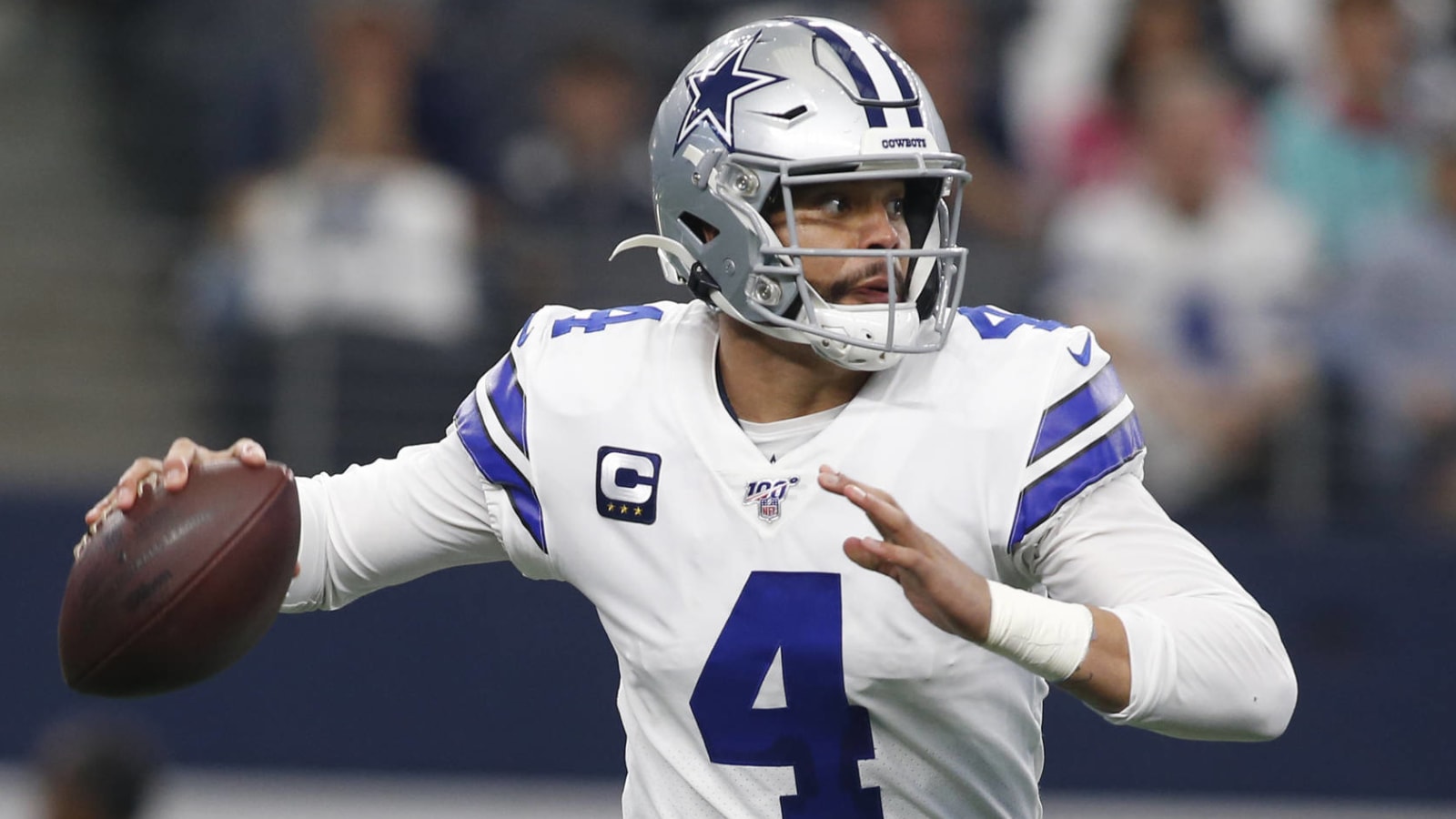 Dak Prescott's brother blasts Cowboys for not signing QB to extension 