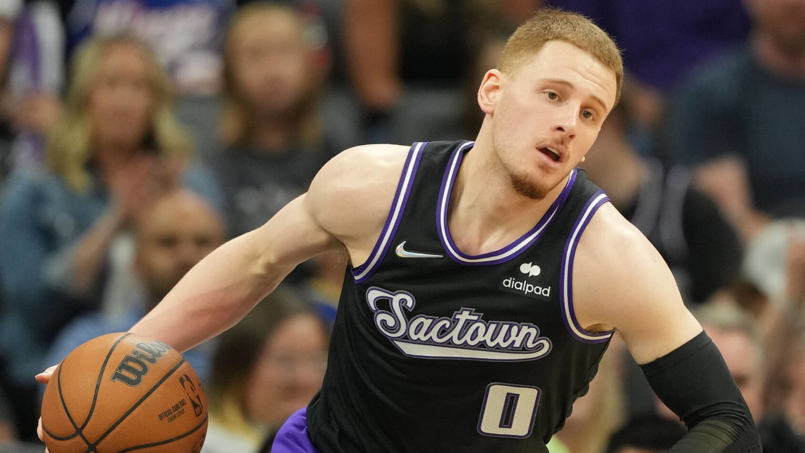 Warriors sign Donte DiVincenzo to two-year, $9.3M deal