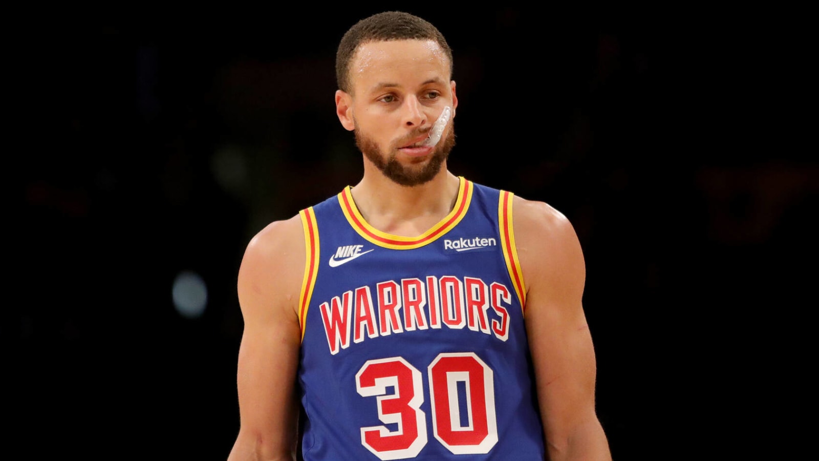Steph Curry: Warriors can't 'give in to this losing spirit'
