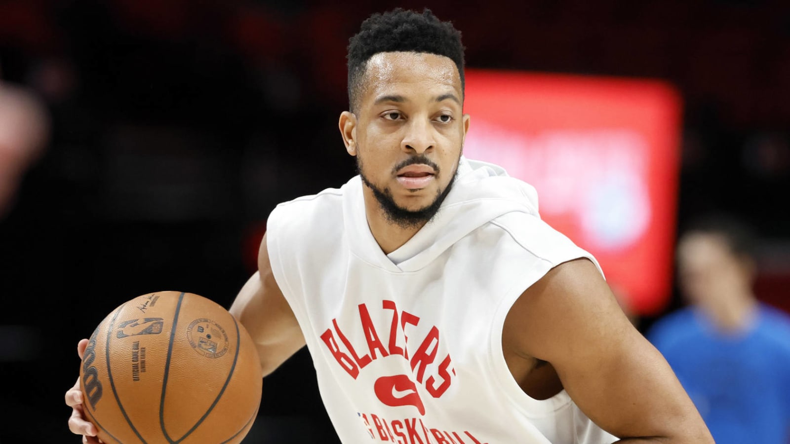 Blazers could trade CJ McCollum; Mavs, Pels interested?