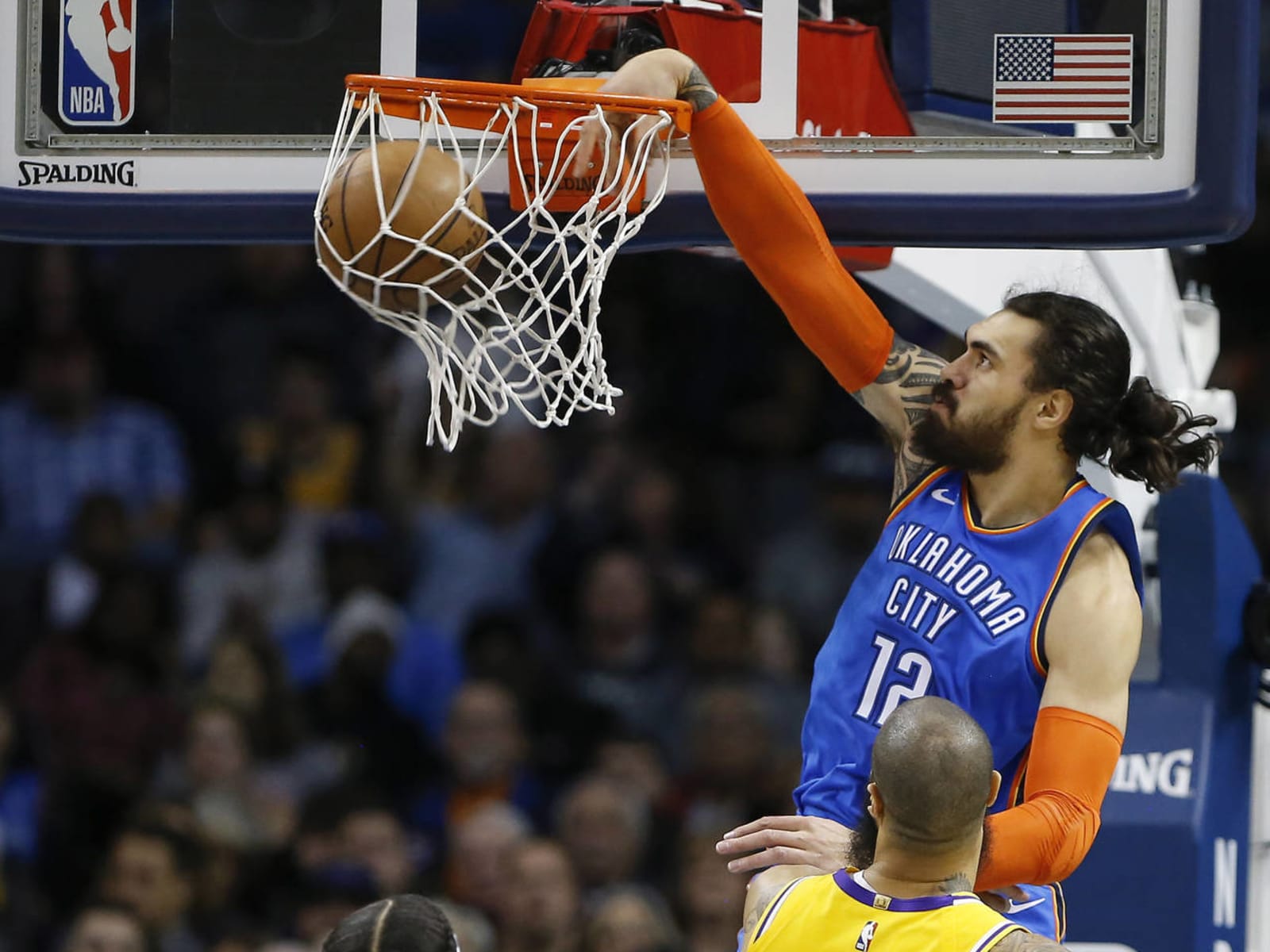 Basketball Forever on X: Not Steven Adams casually carrying the Bulls'  250lb center like a bag of groceries  / X