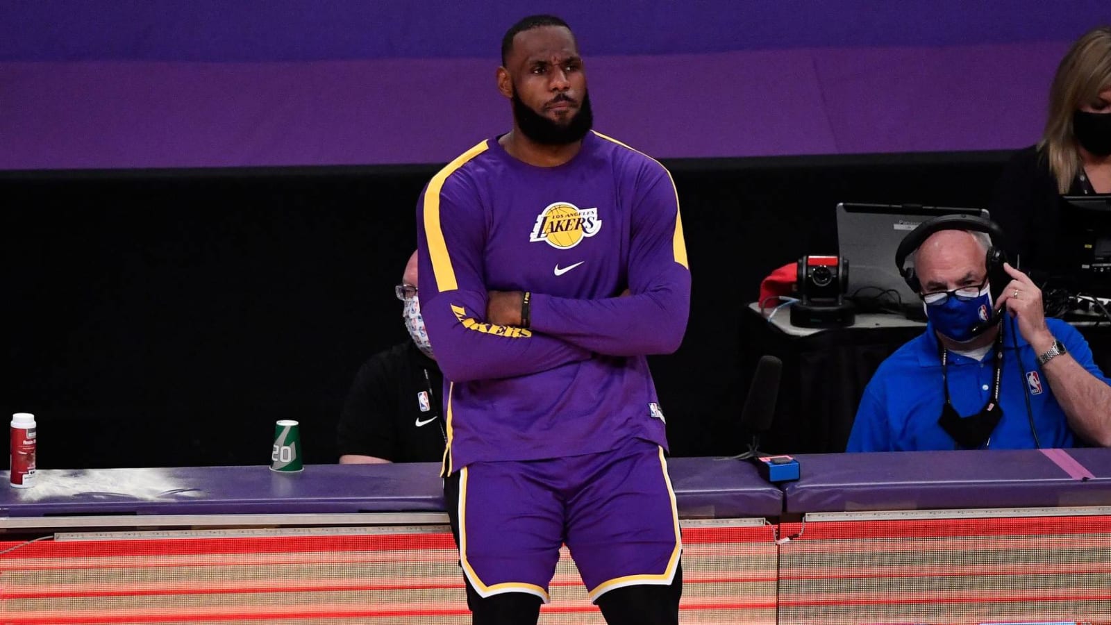 LeBron rips play-in format after Lakers' third-straight loss