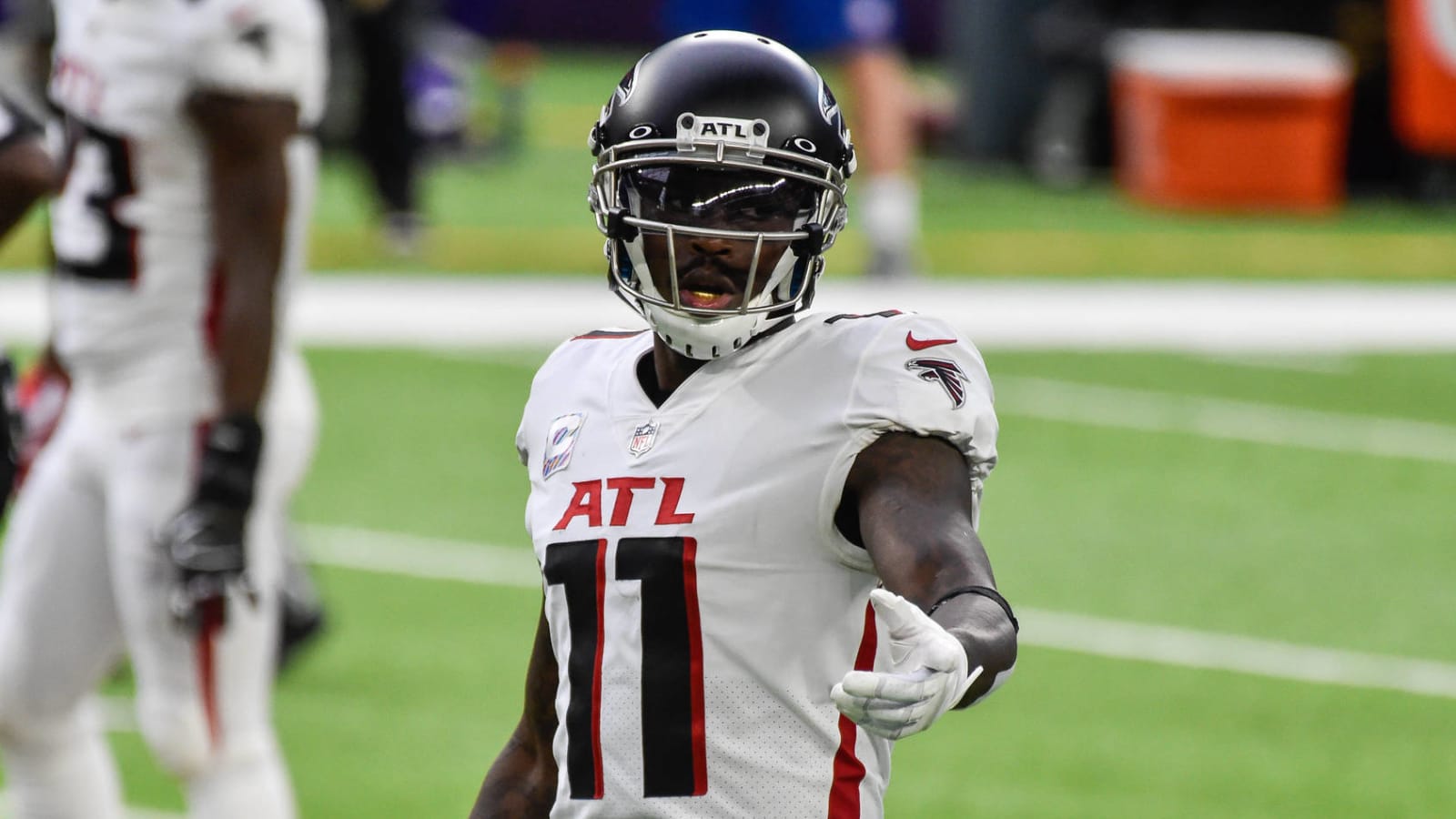 Browns won't pursue Julio Jones; Pats' interest in WR is mild?