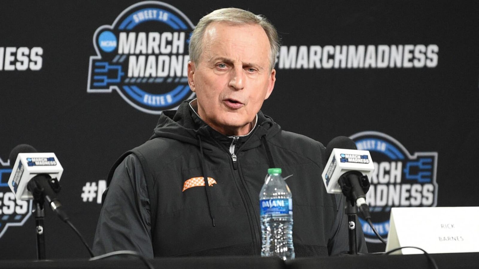 Tennessee announces Rick Barnes contract extension