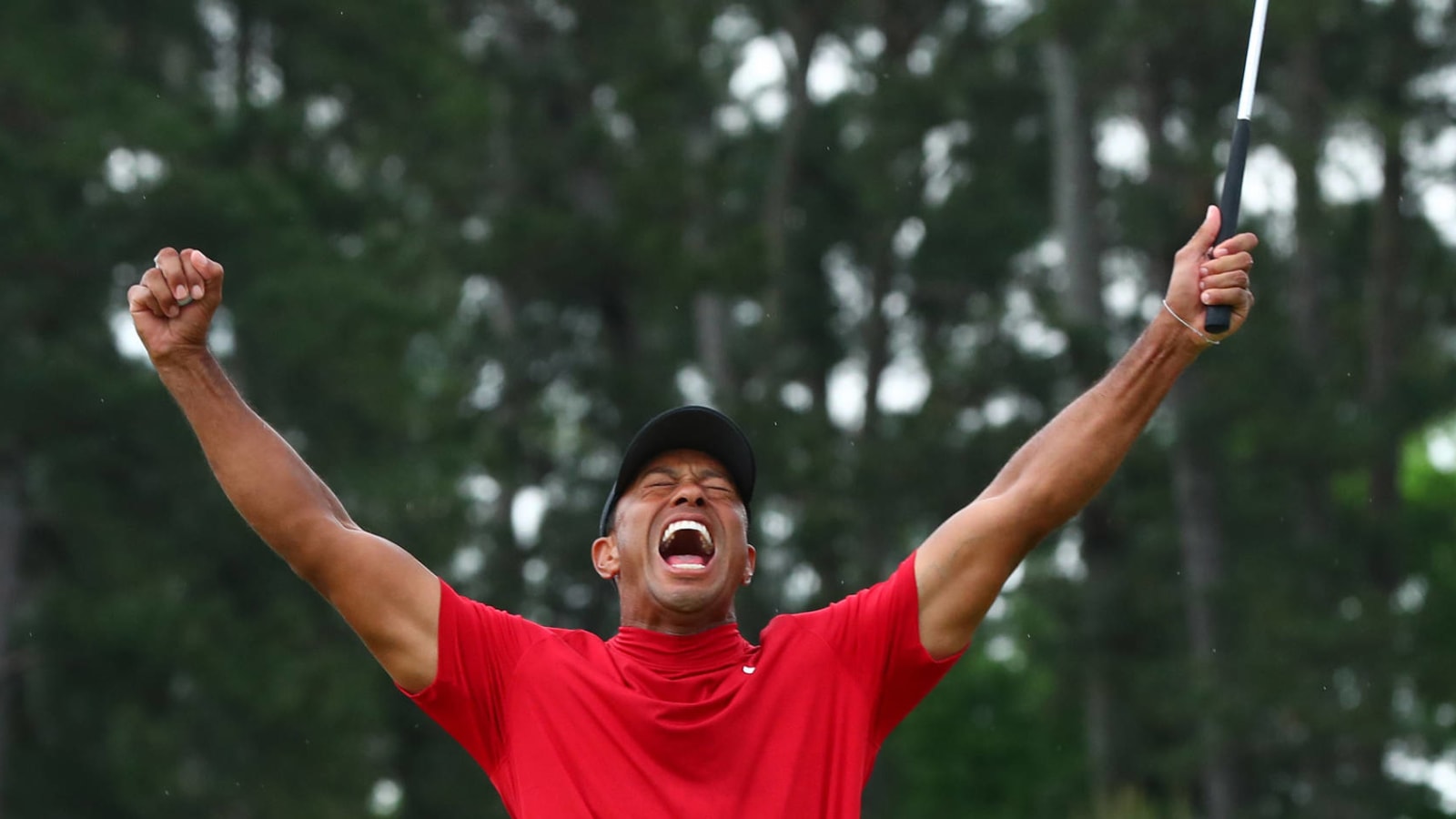 Watch: Jim Nantz delivers 'return to glory' call of Tiger Woods' 15th major