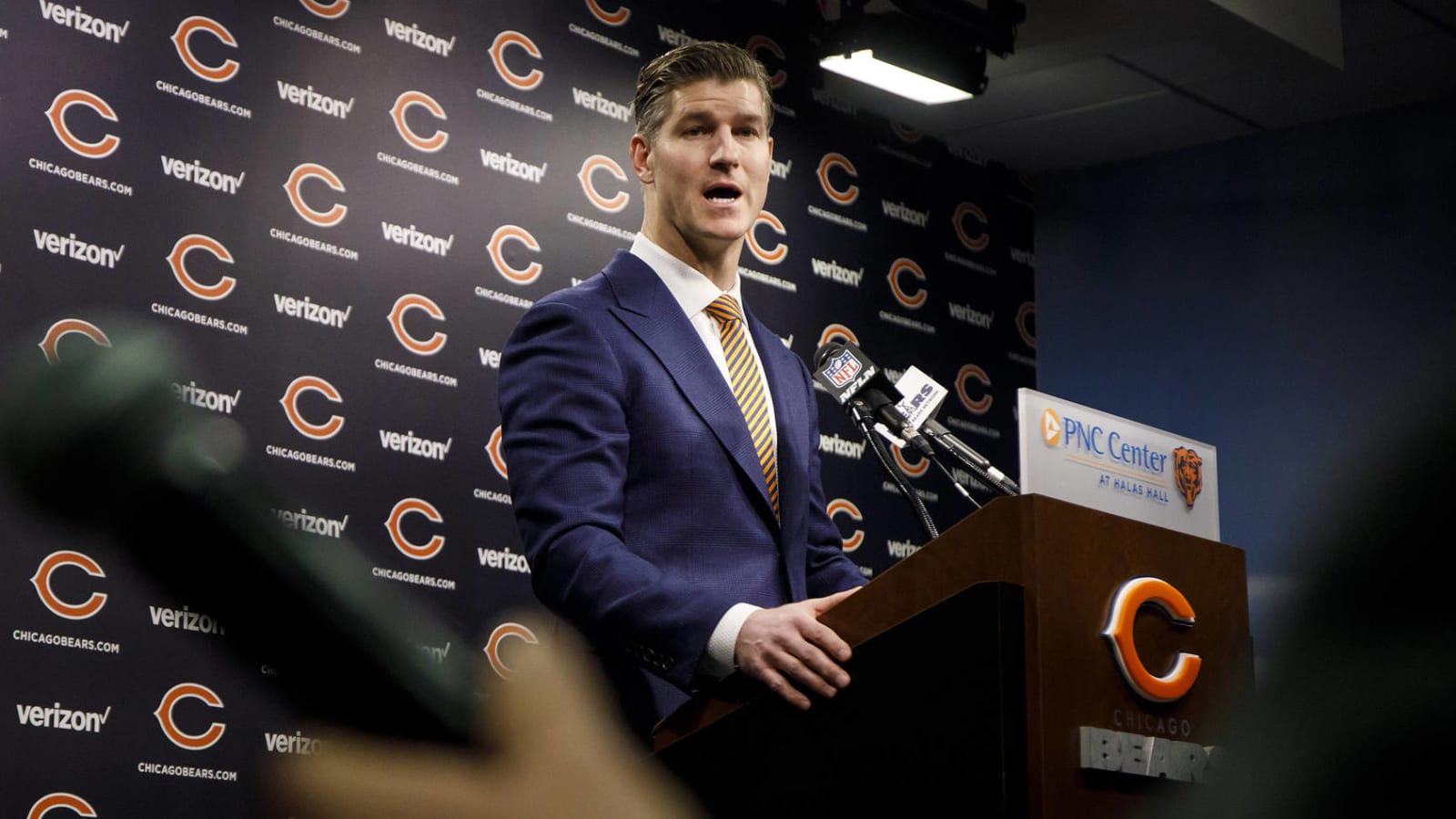 Bears reportedly considering front office changes