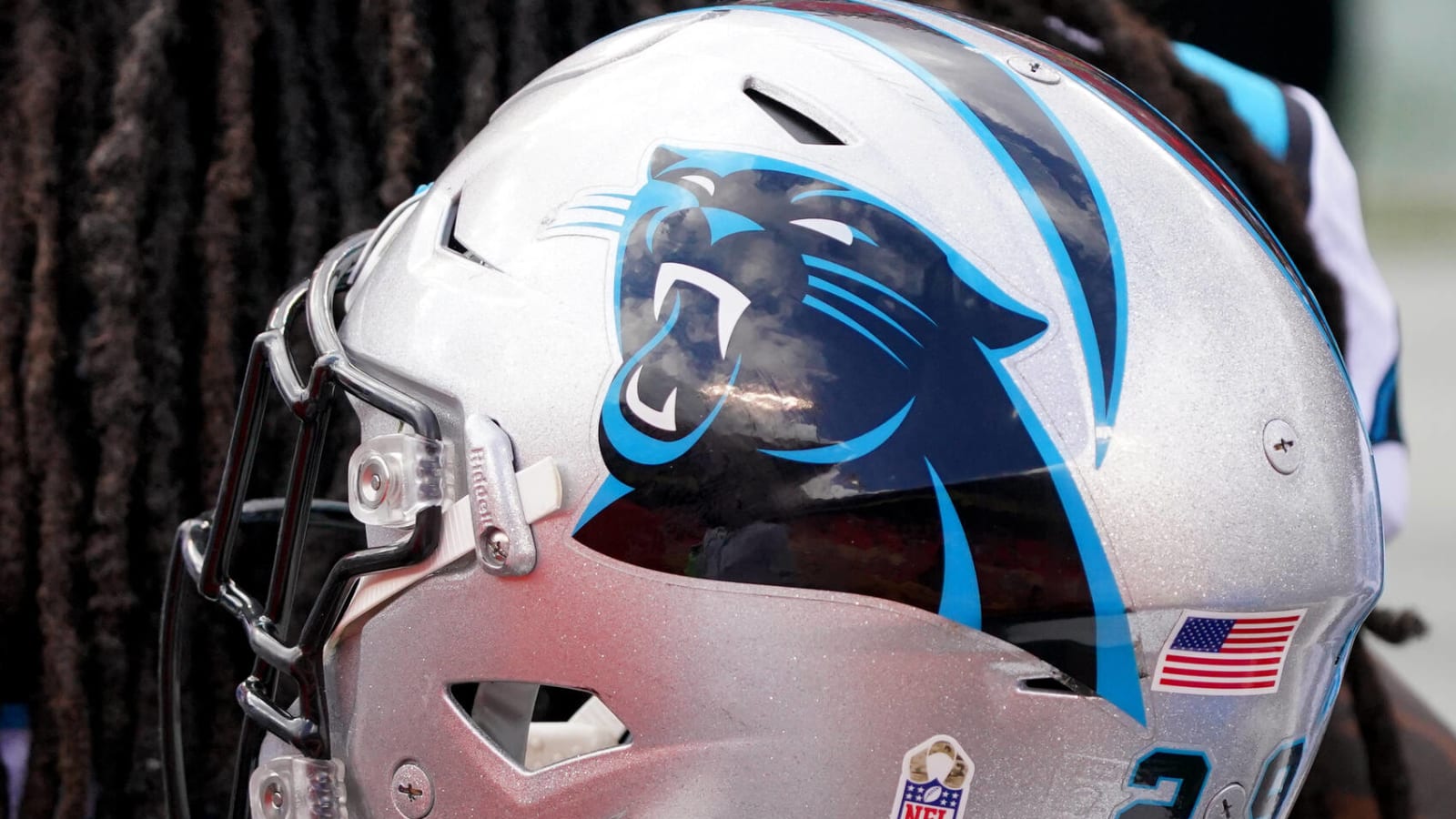 NFL insider sounds alarms about Panthers' HC opening