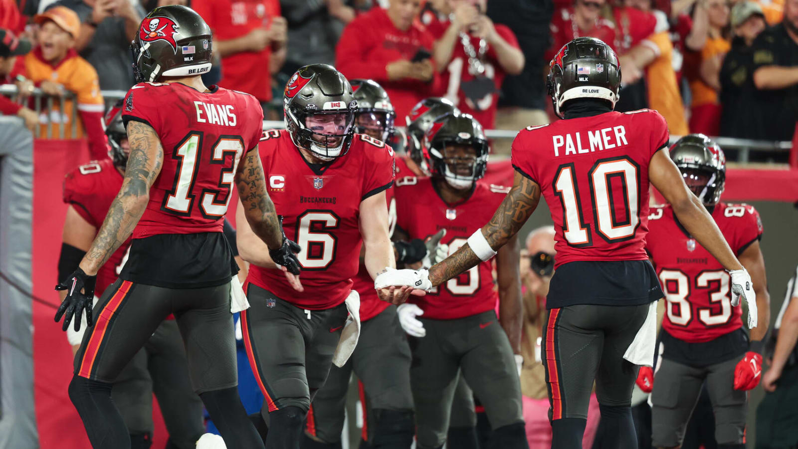 Watch: Bucs add 56-yard touchdown to break open wild-card game