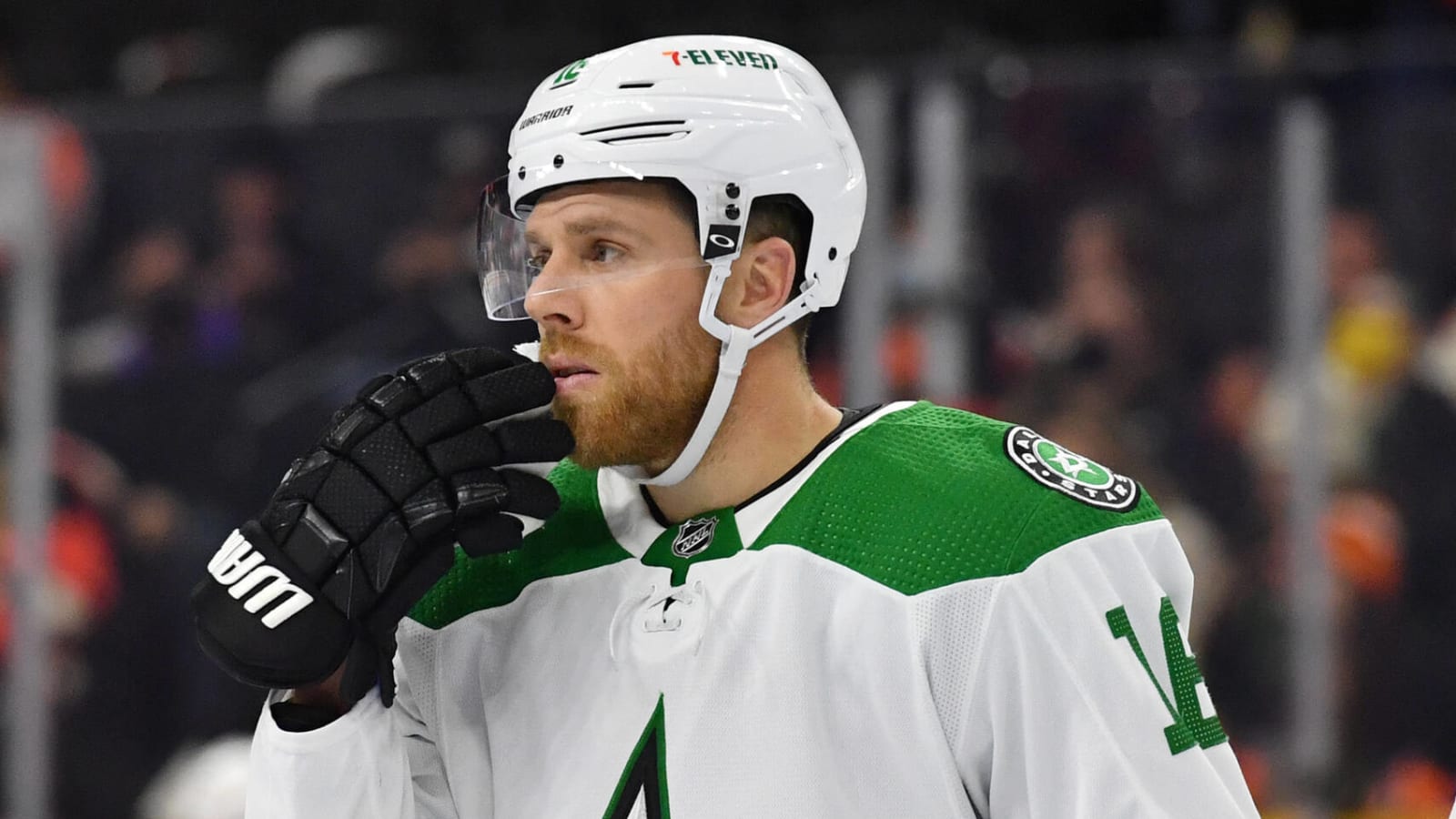 Joe Pavelski, Stars agree to a one-year contract extension
