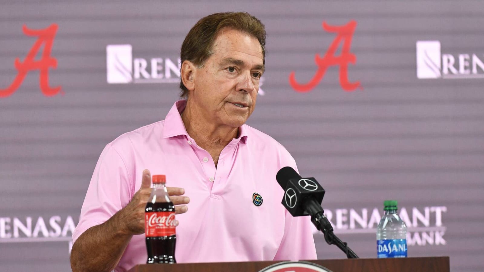 Nick Saban moves into neighborhood featuring several of golf's heavy hitters