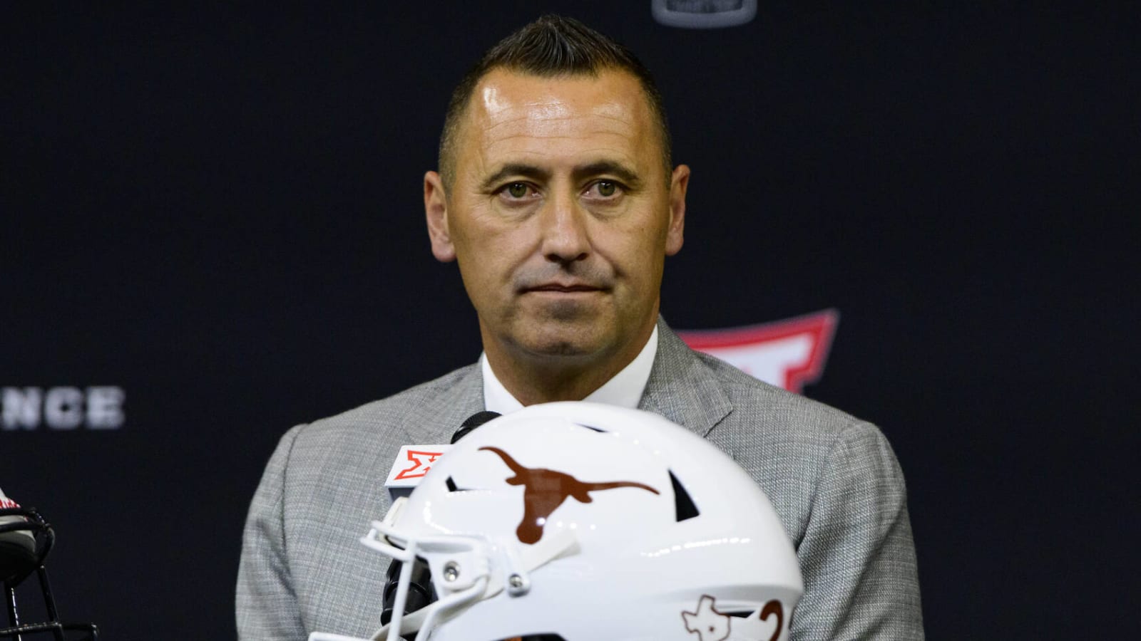 Steve Sarkisian: 'I have a pretty good idea' who will be QB1