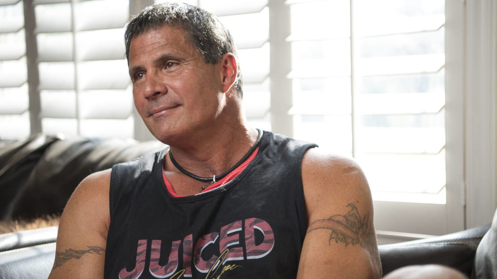 Jose Canseco publicly scolds fan for trying to meet him