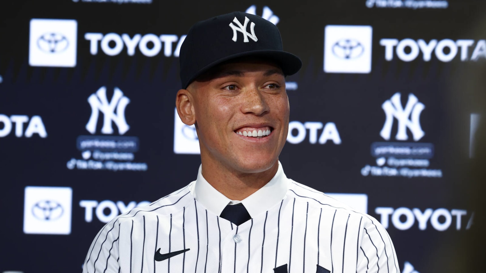 Yankees: Aaron Judge got his teeth fixed and looks completely different 
