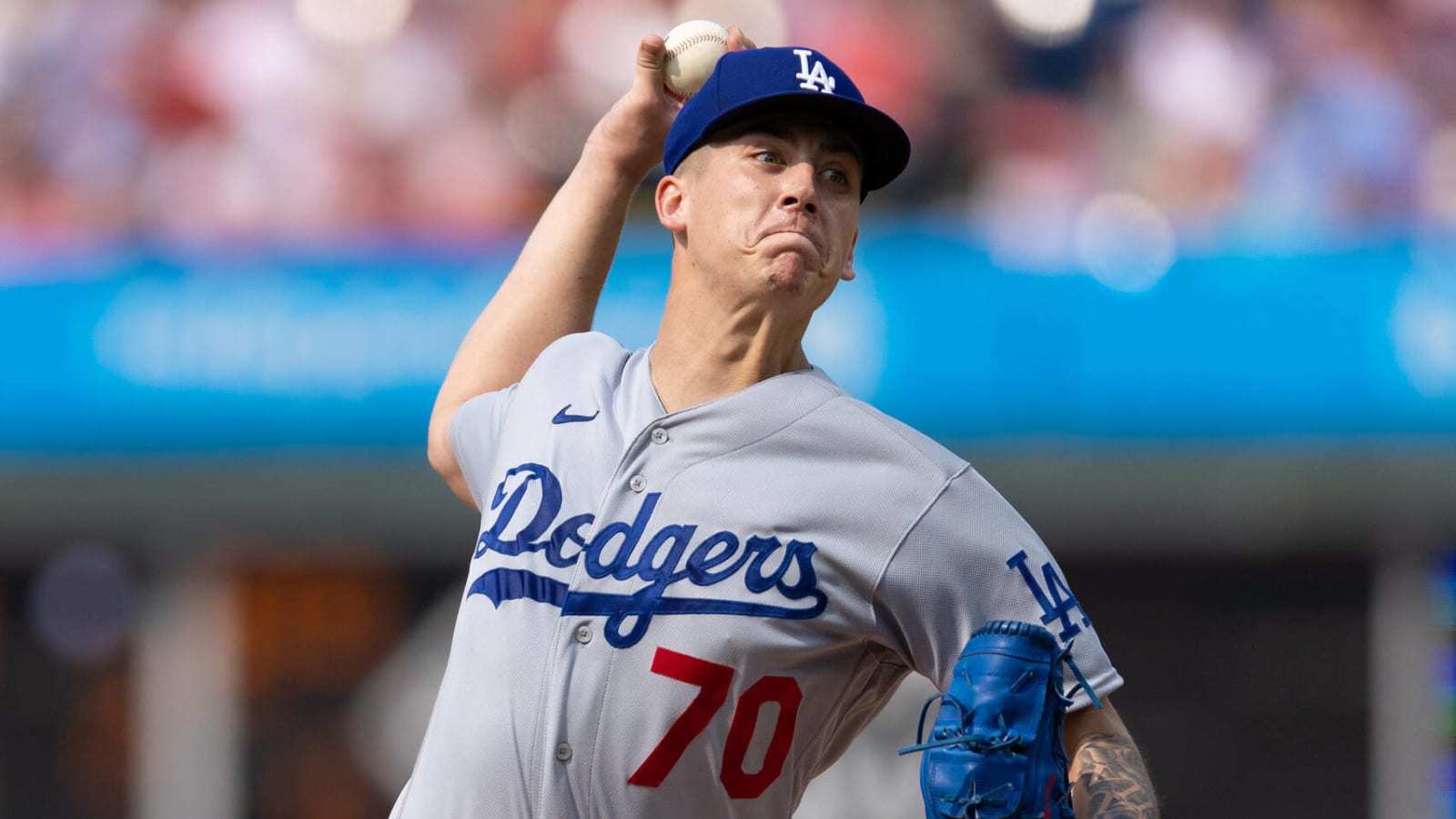 Dodgers rookie off to historic start, continuing franchise tradition