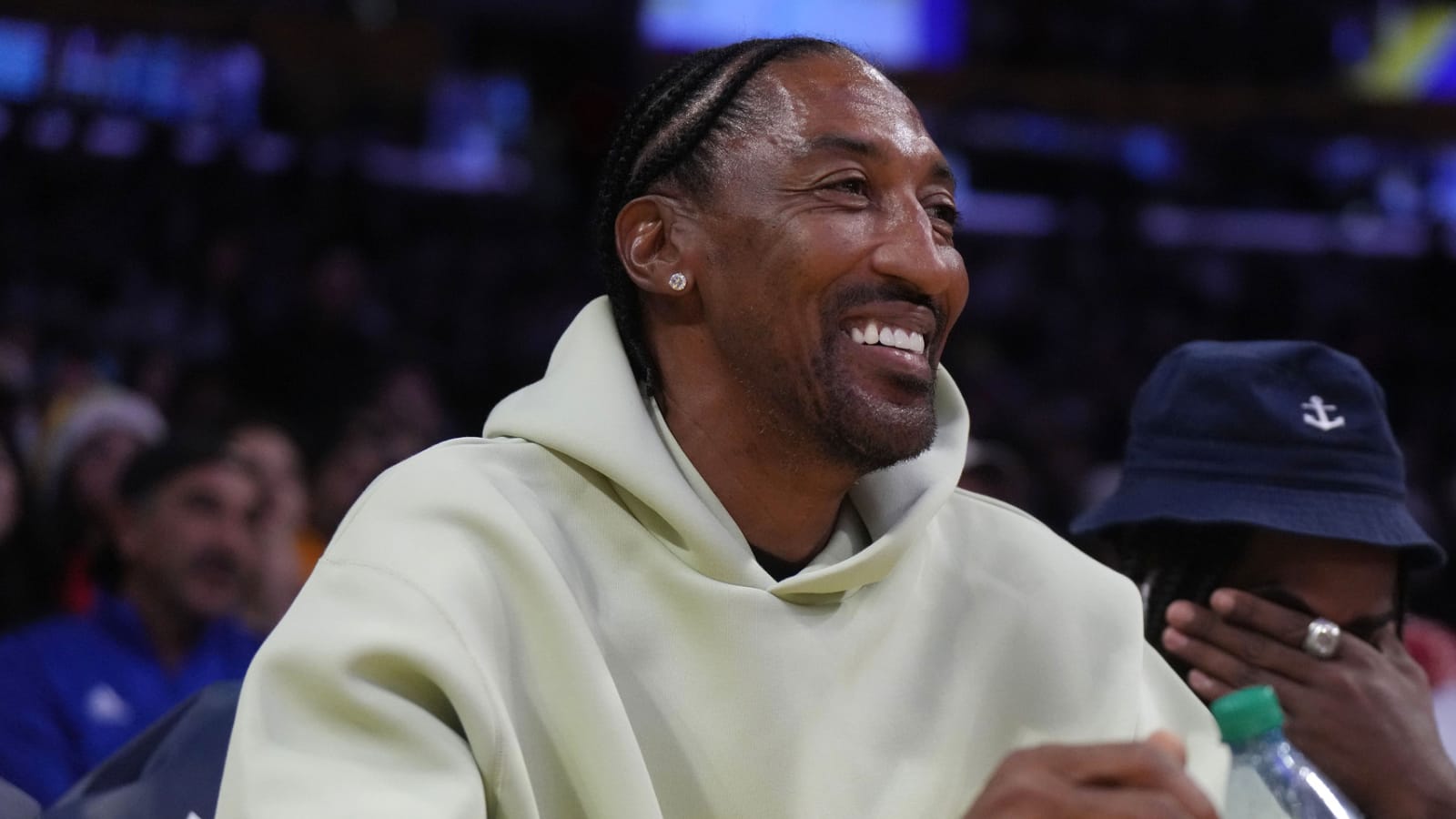Scottie Pippen Happy Bulls Are Retiring Derrick Rose’s Jersey Next Season: ‘1 For The History Books’