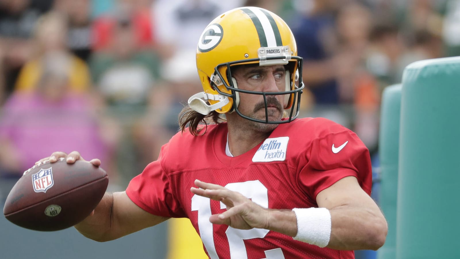Aaron Rodgers opens up about psychoactive tea, self-love