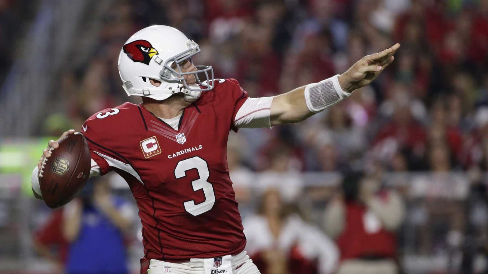 Ex-Heisman winner lands football head-coaching job