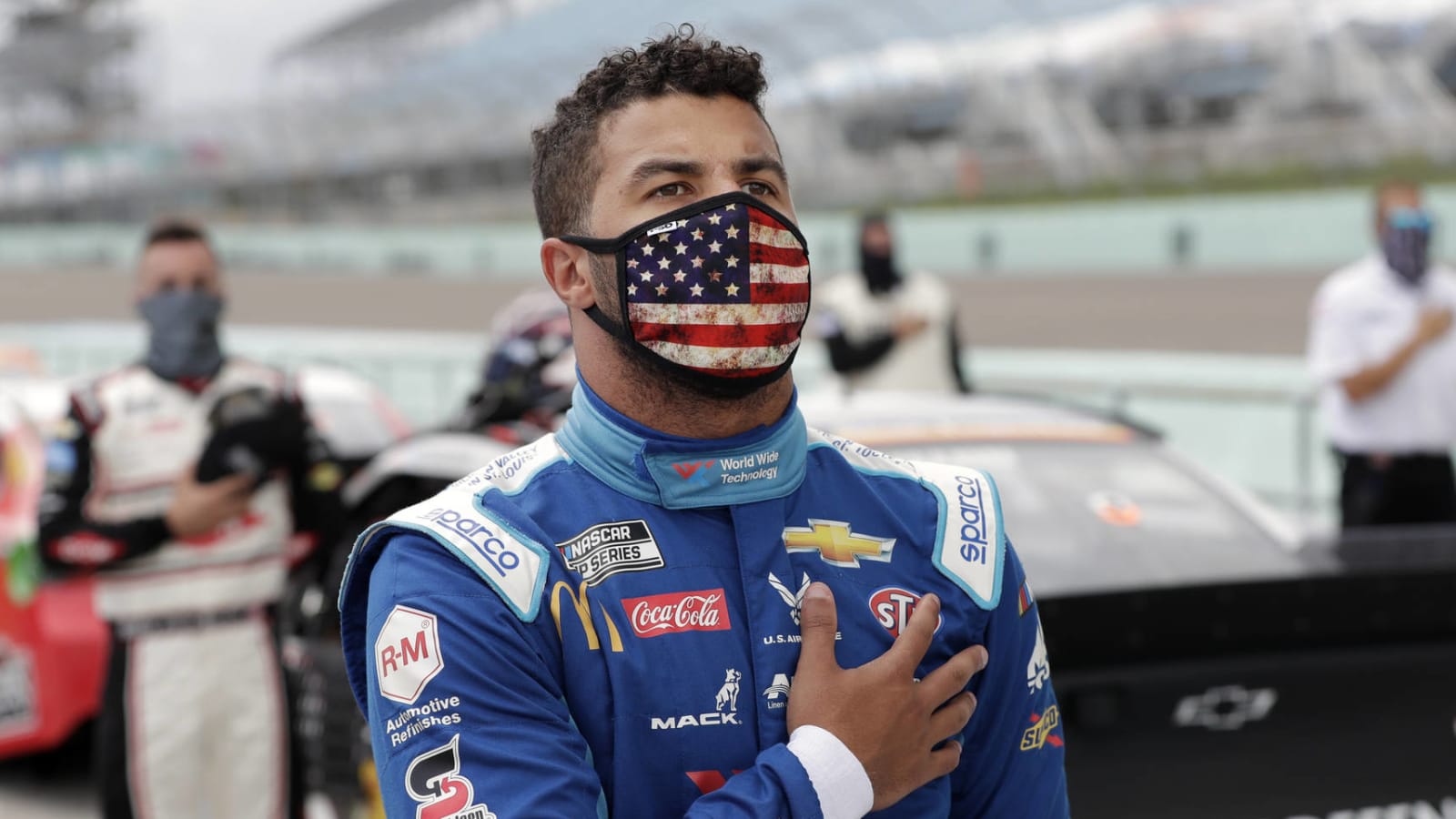 Bubba Wallace salutes Talladega fans on Twitter 