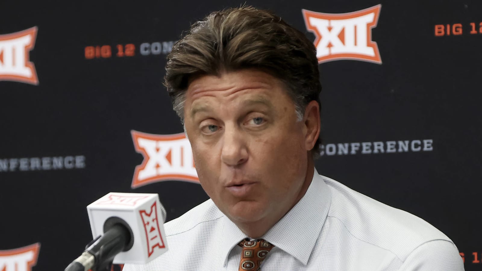 Mike Gundy explains why he cut off his famous mullet