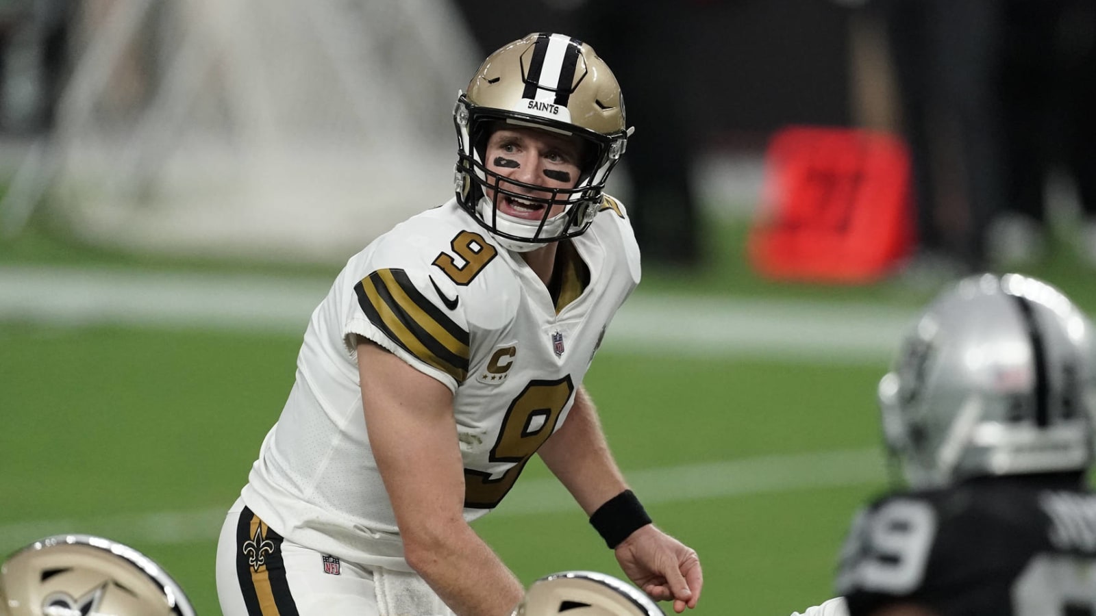 Brees dismisses decline talk after loss to Raiders