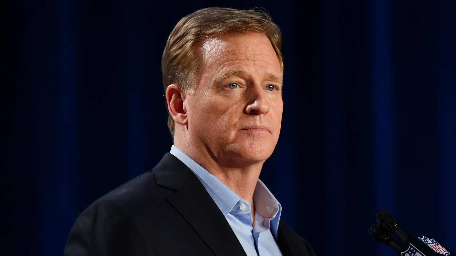 Donald Trump takes aim at Roger Goodell over anthem debate