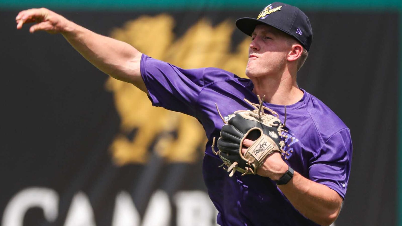 Twins to promote top pitching prospect