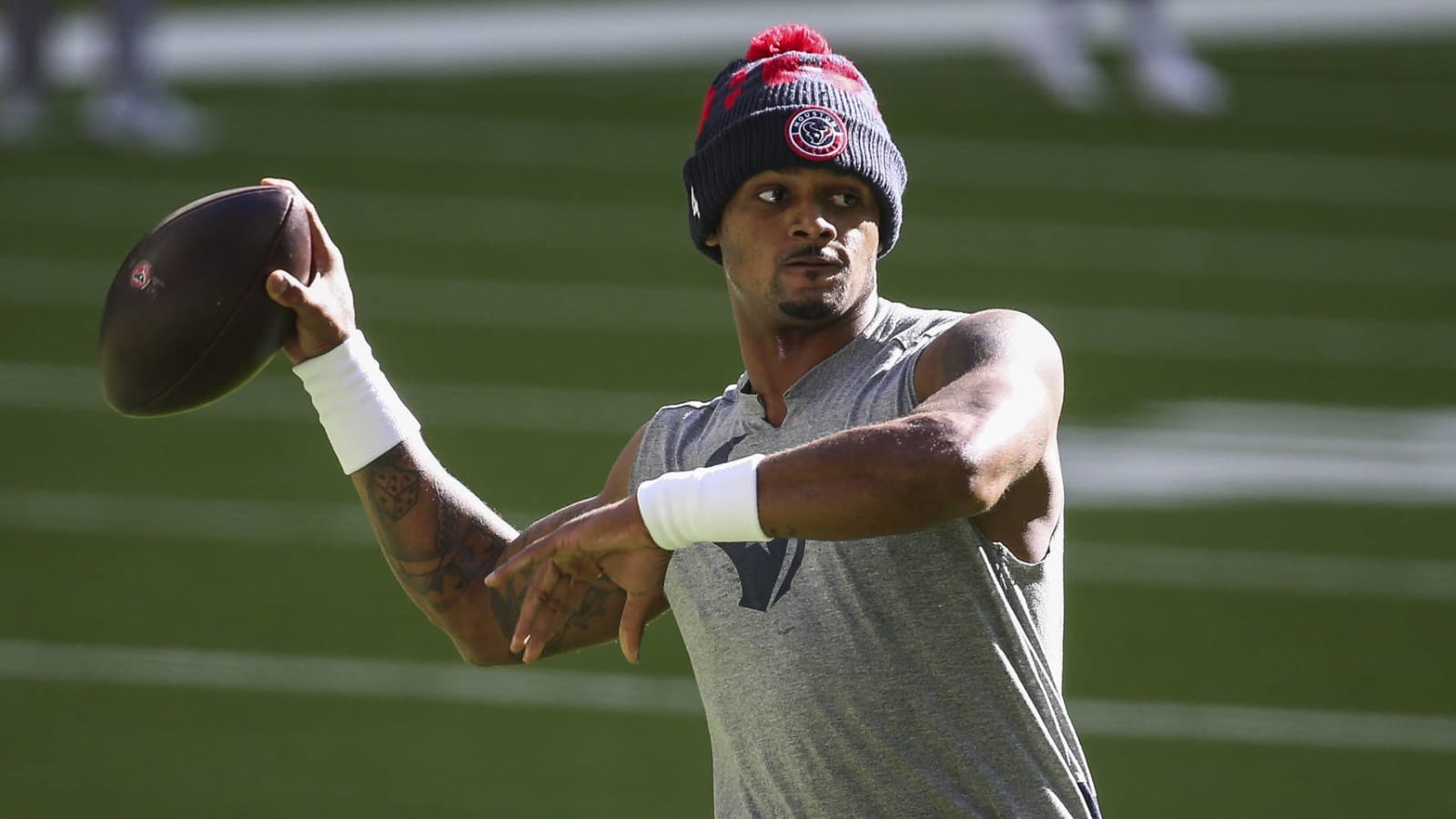 Woman defends Deshaun Watson over massages