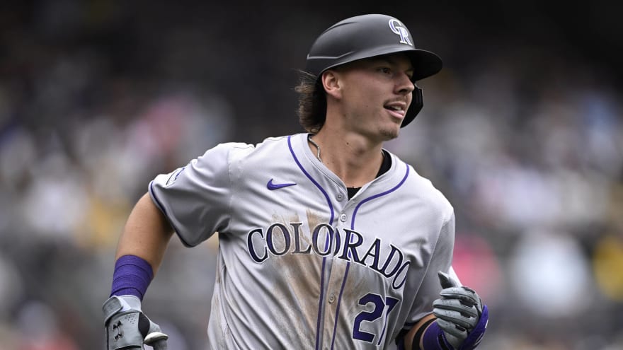 Rockies outfielder suffers fractured hand, timeline uncertain