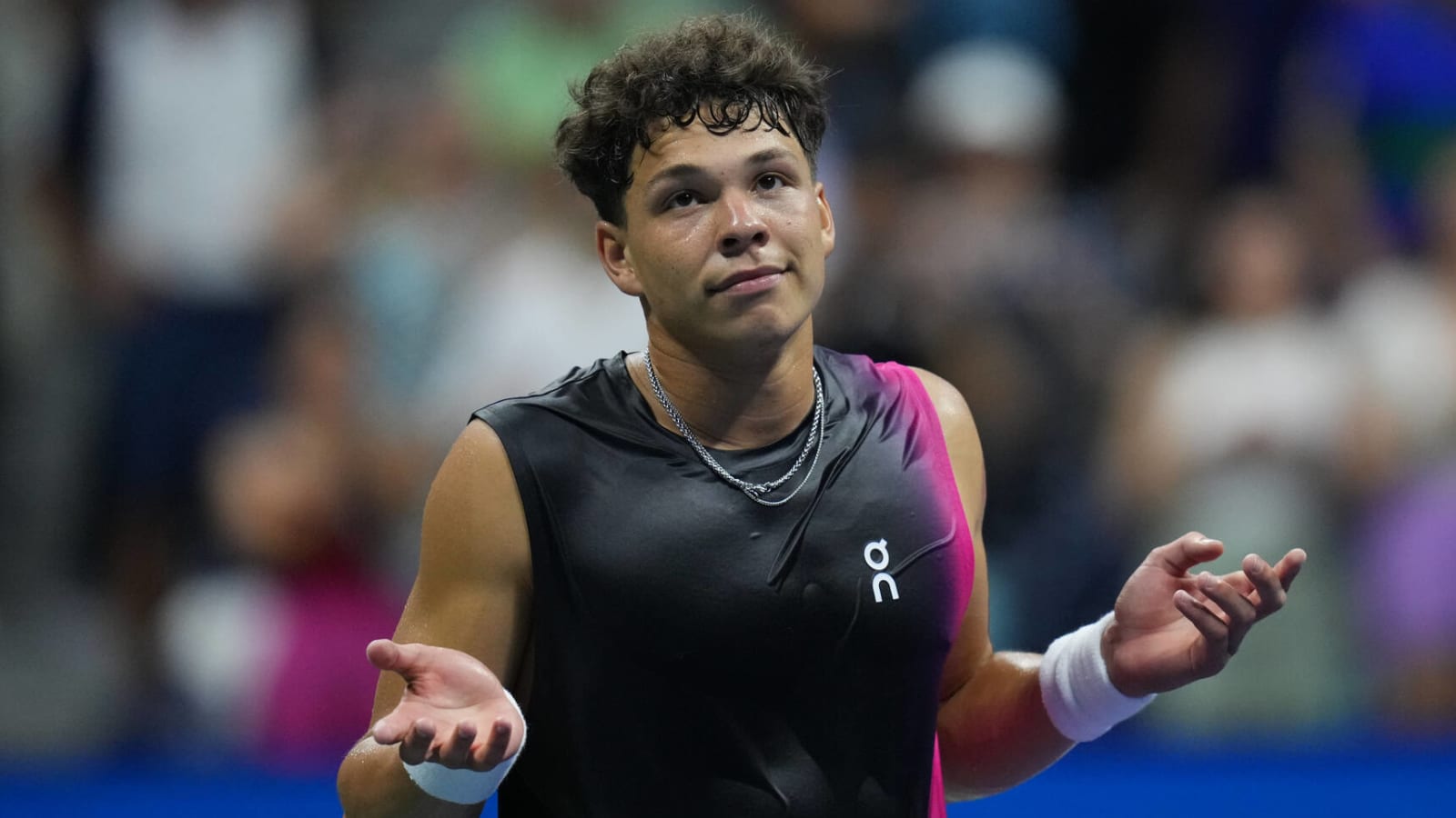 Ben Shelton breaks out phone celebration after reaching US Open