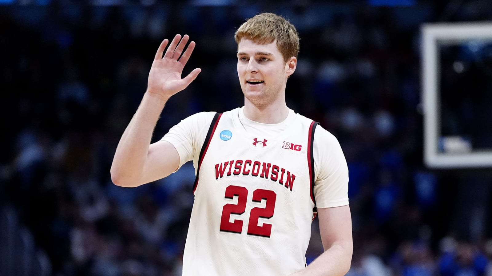 Steven Crowl Pens Emotional Goodbye to Wisconsin Basketball