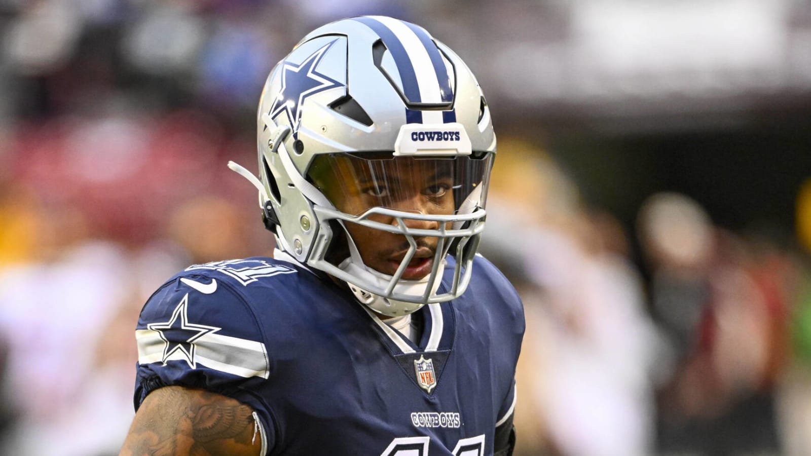 Cowboys willing to try All-Pro edge-rusher on offense