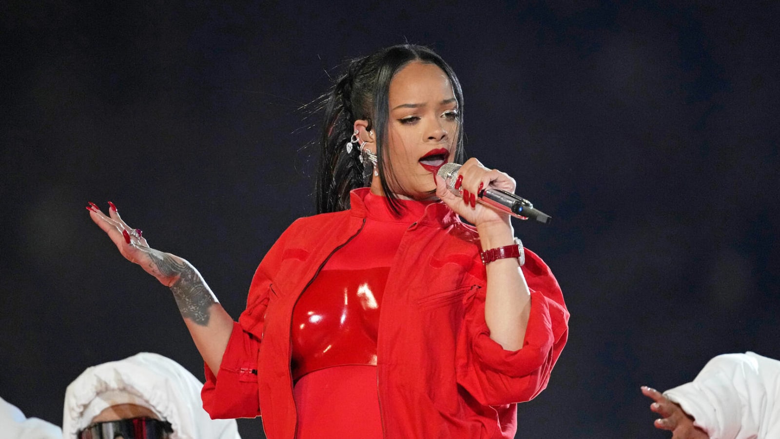 Rihanna's rental house for the Super Bowl was an absolute palace