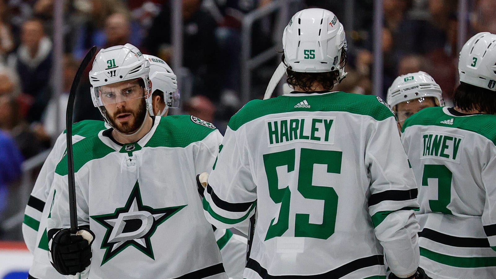 Stars continue road dominance with Game 3 win over Avalanche