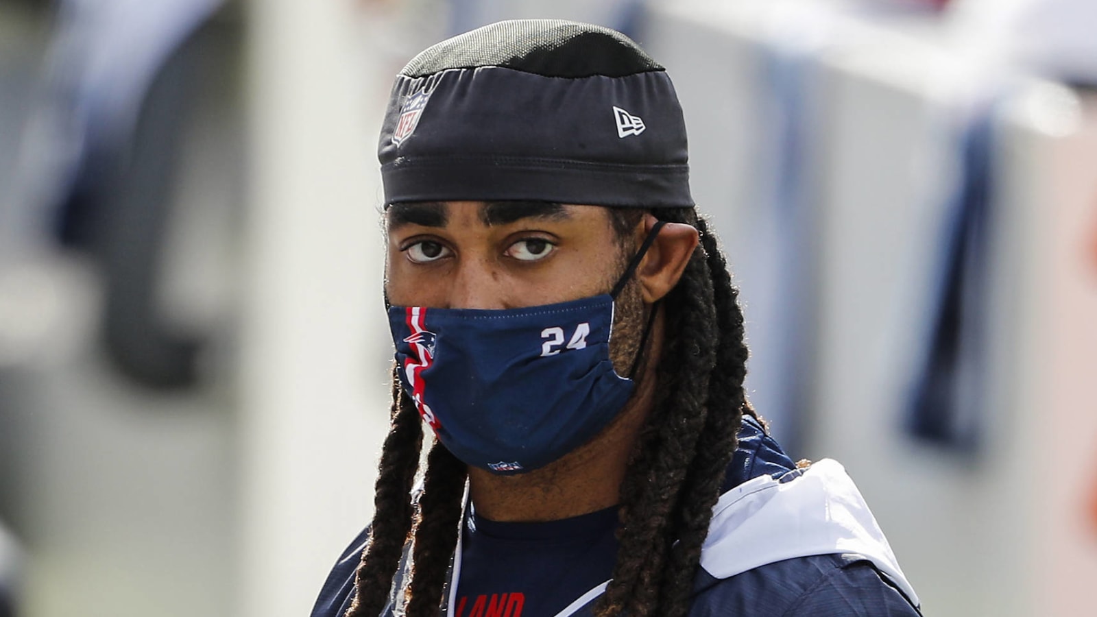 Stephon Gilmore holds out; will not attend Pats' minicamp