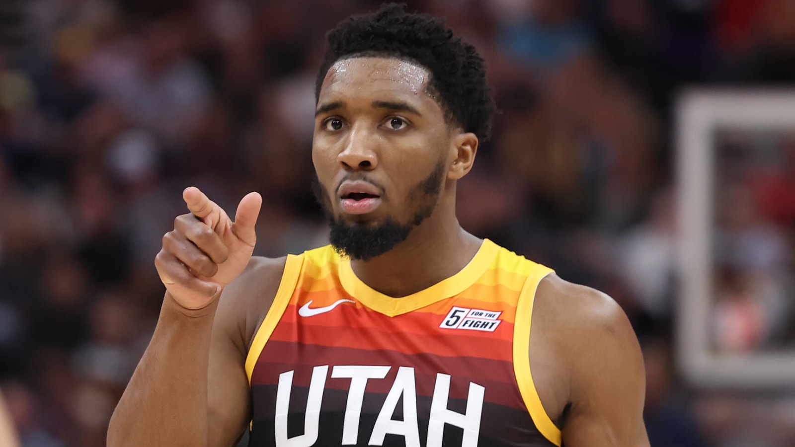 Report: Knicks' Donovan Mitchell trade talks 'stalled out'