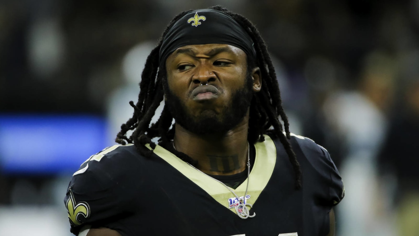 Alvin Kamara says he played through significant knee injury in 2019