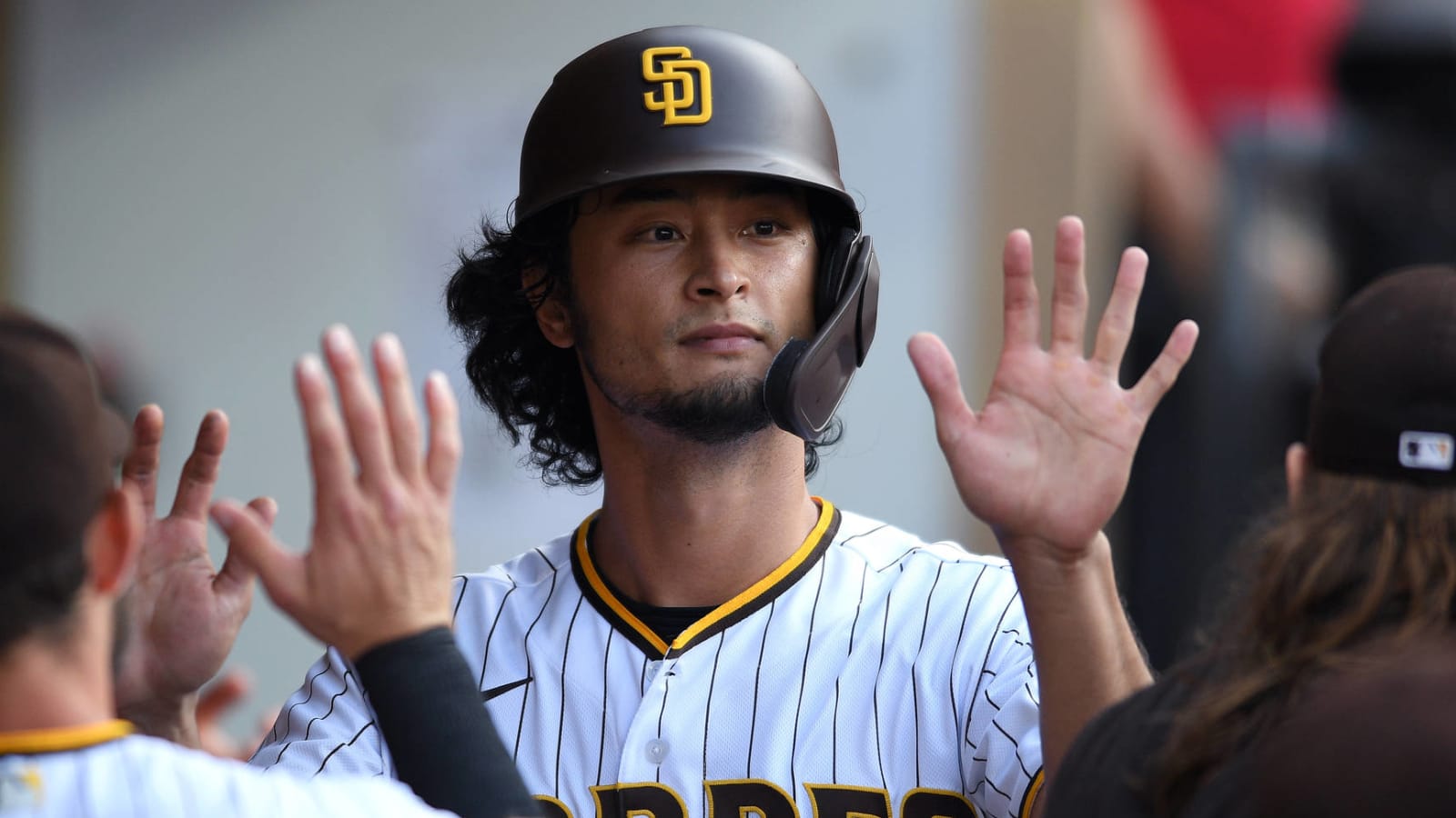 Play Ball on X: Yu Darvish hanging out with and watching kids