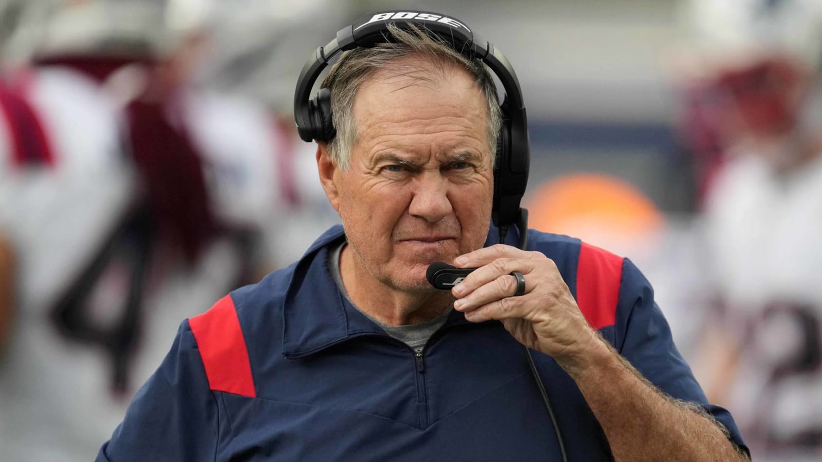 Belichick gets meme treatment thanks to disheveled outfit