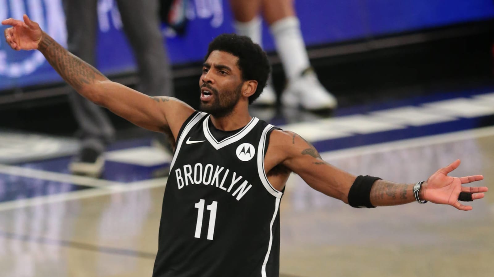 Nets not offering Irving extension amid vax standoff?