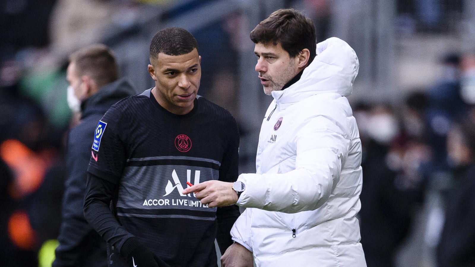 Pochettino says he, Kylian will '100%' stay with PSG